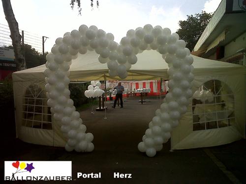 Ballondekoration-Portal-Torbogen-Herz-weiss