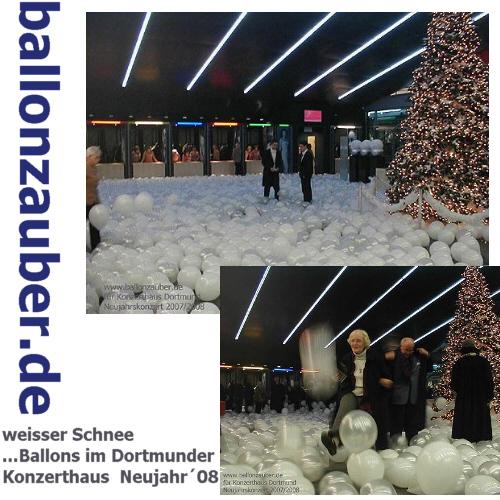 Ballondekoration-Schnee-Konzerthaus